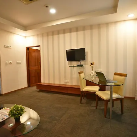 Hotel Ambient Turret-2